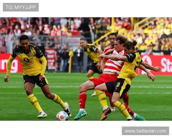 多特官方：聚勒膝伤暂缺阵 或赛季末复出